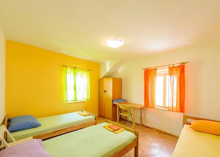 Panorama Hostel *